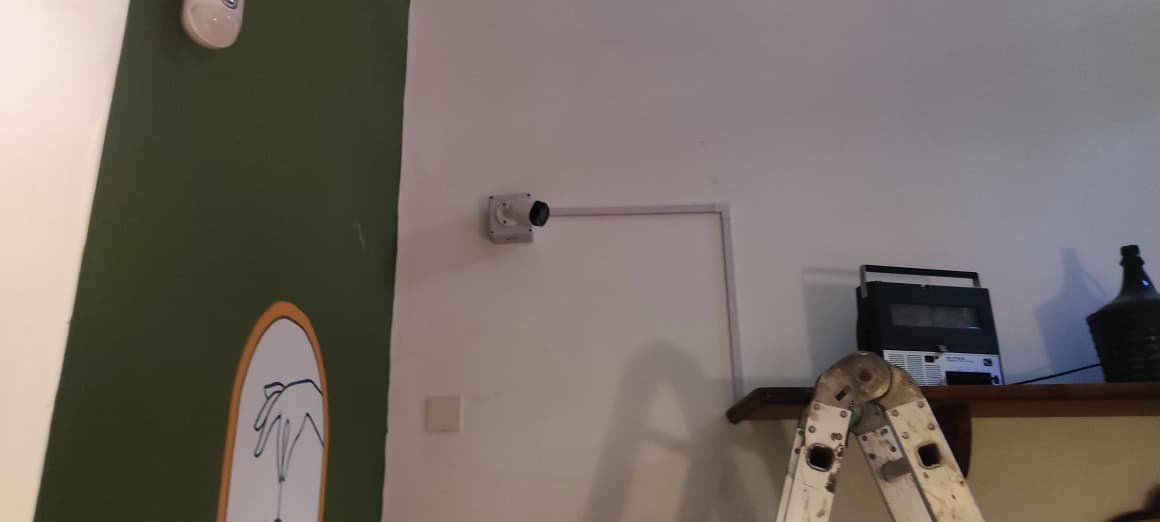 Instalación de cámara de seguridad
